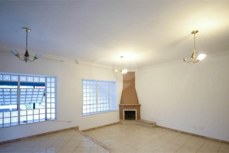 Casa à venda com 4 quartos, sendo 3 suítes, em Super Quadra Morumbi, São Paulo, SP