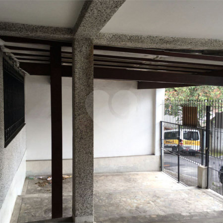 Casa à venda com 3 quartos, sendo 1 suíte, em Parque Bristol, São Paulo, SP
