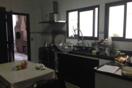 Sobrado à venda com 3 quartos, sendo 1 suíte, em Vila Aurora (zona Norte), São Paulo, SP