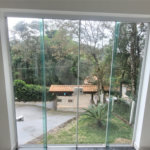 Casa à venda com 4 quartos, sendo 1 suíte, no condomínio Parque Suiça, Caieiras - SP