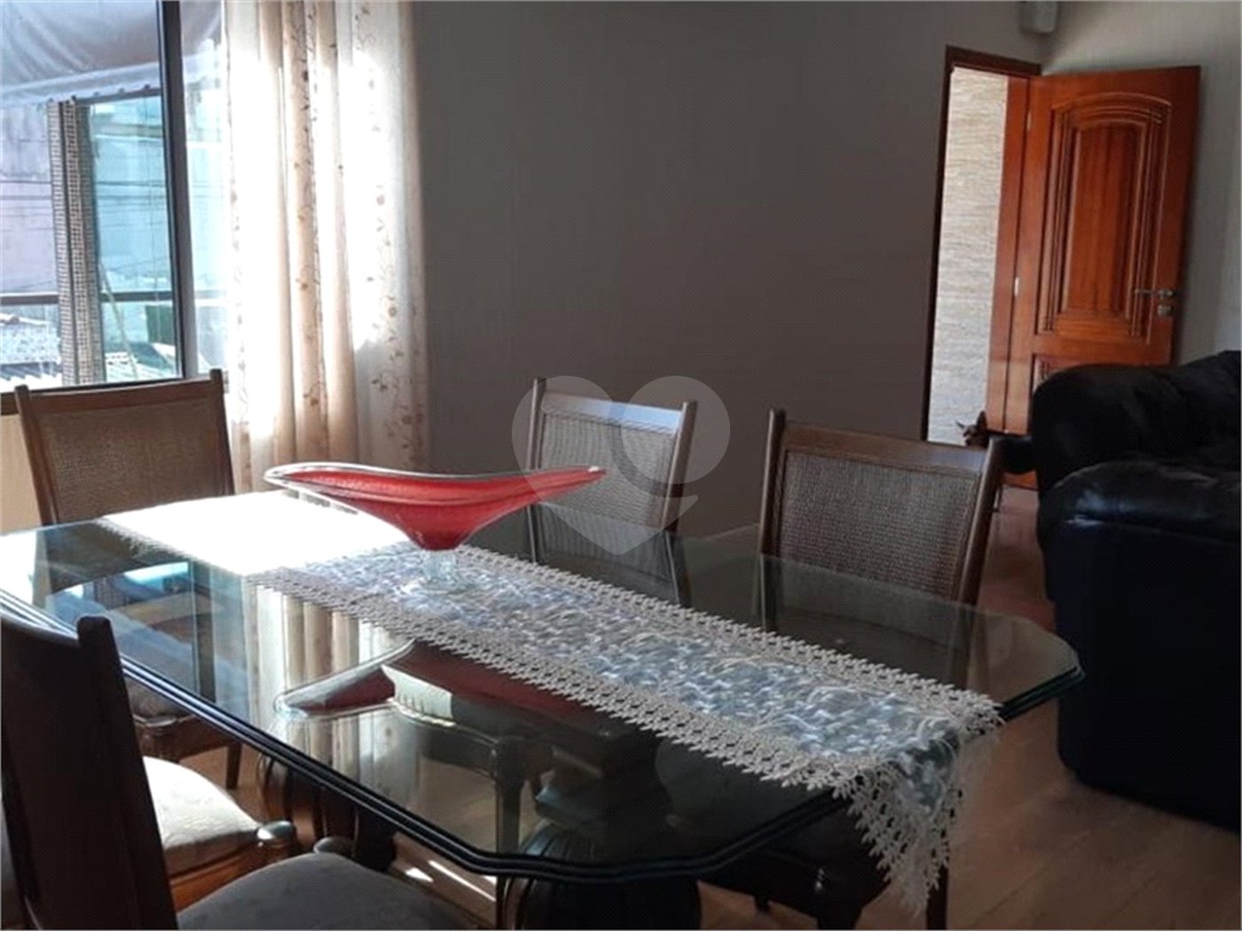 Sobrado à venda com 4 quartos, sendo 1 suíte, em Vila Guilherme, São Paulo, SP