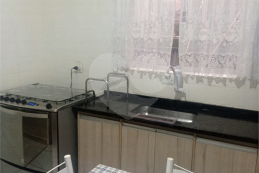 Casa à venda com 3 quartos, sendo 2 suítes, no condomínio Casa, São Paulo - SP