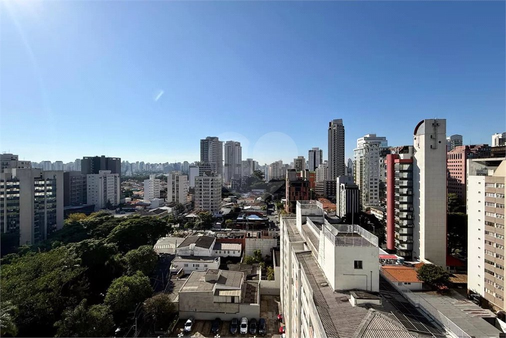 Apartamento à venda com 3 quartos em Cidade Monções, São Paulo, SP