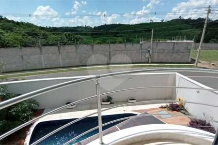 Casa à venda com 3 suítes no condomínio Vila do Sol, Valinhos - SP