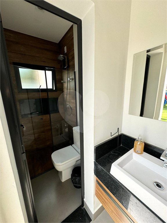 Casa à venda com 4 quartos, sendo 3 suítes, no condomínio Vilagio Ipanema 1, Araçoiaba da Serra - SP