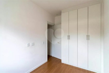 Apartamento à venda com 2 quartos em Cambuci, São Paulo, SP