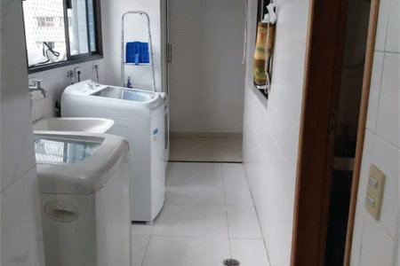 Apartamento à venda com 4 quartos, sendo 1 suíte, em Vila Ipojuca, São Paulo, SP