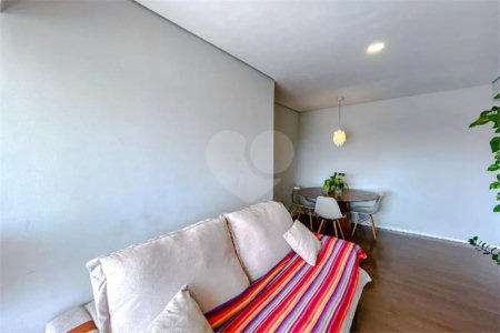 Apartamento à venda com 2 quartos, sendo 1 suíte, em Quarta Parada, São Paulo, SP