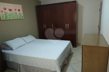 Sobrado à venda com 3 quartos, sendo 2 suítes, em Jardim Hubert, Indaiatuba, SP