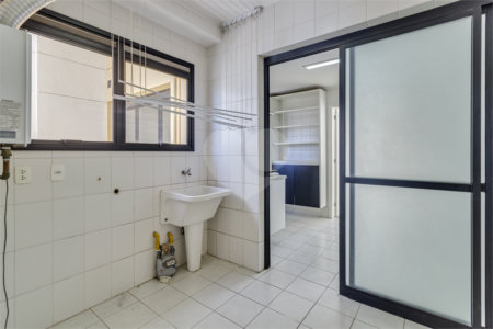 Apartamento à venda com 3 quartos, sendo 1 suíte, em Morumbi, São Paulo, SP