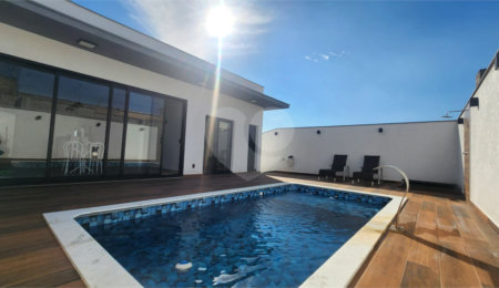 Casa à venda com 3 quartos, sendo 2 suítes,  no condomínio Pampulha, Sorocaba - SP
