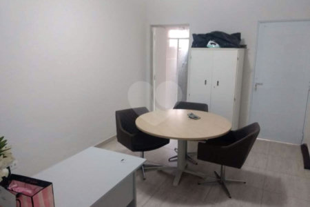 Sobrado à venda com 2 quartos, sendo 1 suíte, em Vila Moreira, São Paulo, SP