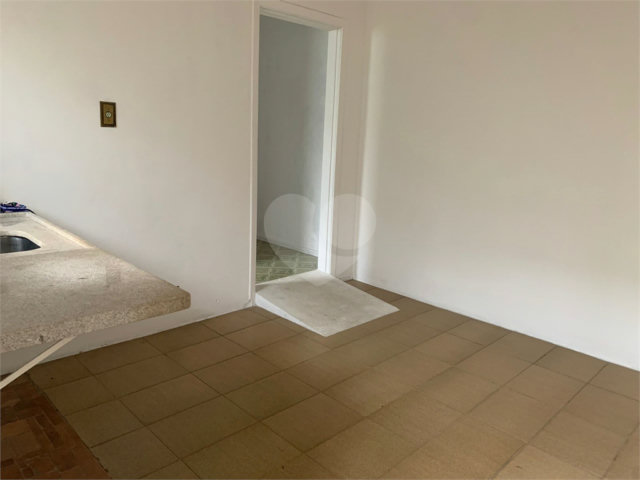 Casa à venda com 4 quartos em Vila Ipojuca, São Paulo, SP