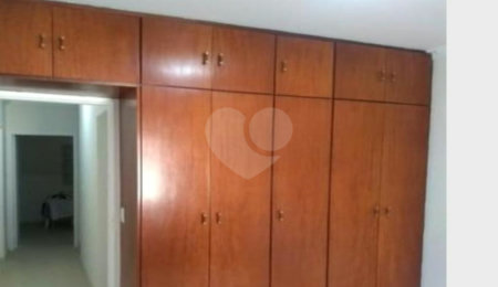 Casa à venda com 2 quartos, sendo 1 suíte,  em Jardim Ester Yolanda, São Paulo, SP