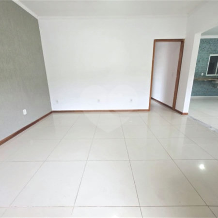 Casa para alugar com 3 quartos, sendo 1 suíte, em Bosque, Vinhedo, SP
