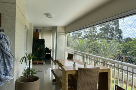 Apartamento à venda com 3 suítes em Jardim Marajoara, São Paulo, SP