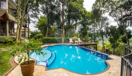 Casa à venda com 4 suítes no condomínio Alpes da Cantareira, Mairiporã - SP