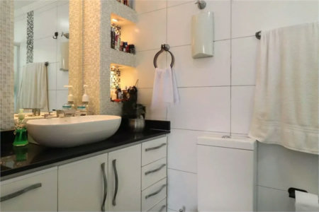 Apartamento à venda ou para alugar com 3 quartos, sendo 1 suíte, em Vila Madalena, São Paulo, SP