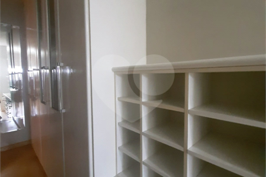 Sobrado à venda com 3 quartos, sendo 2 suítes, em Santana, São Paulo, SP