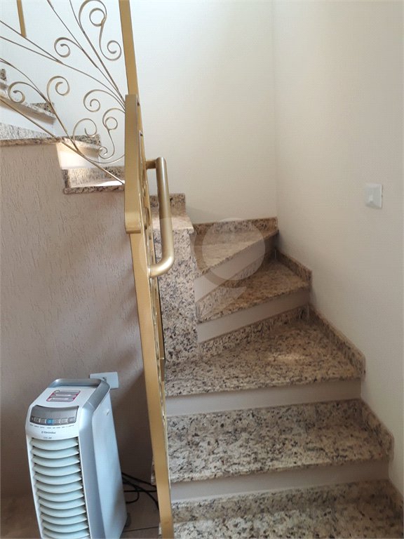 Sobrado à venda com 3 quartos em Jardim Bicão, São Carlos, SP