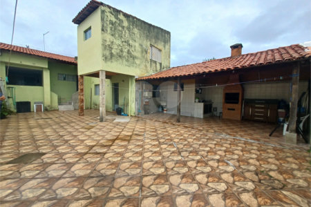 Casa à venda com 5 quartos em Jardim Maria Lúcia, Votorantim, SP