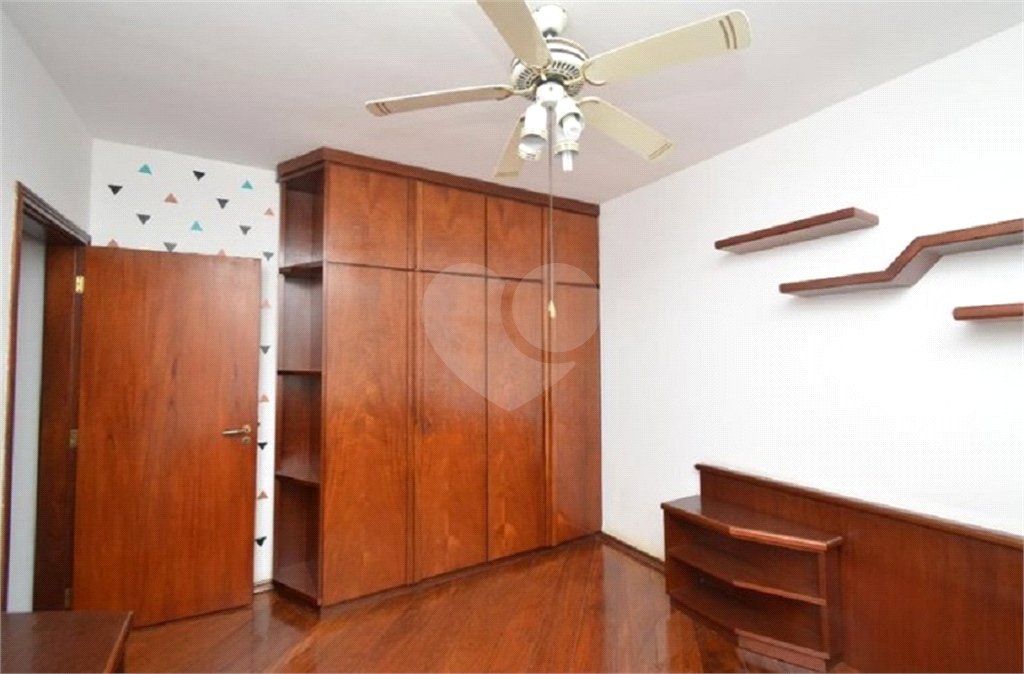 Casa à venda com 5 quartos, sendo 2 suítes, em Vila Galvão, Guarulhos, SP