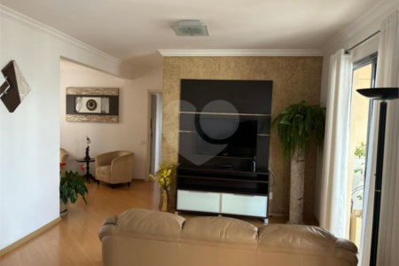 Apartamento à venda com 3 quartos, sendo 1 suíte, em Planalto Paulista, São Paulo, SP