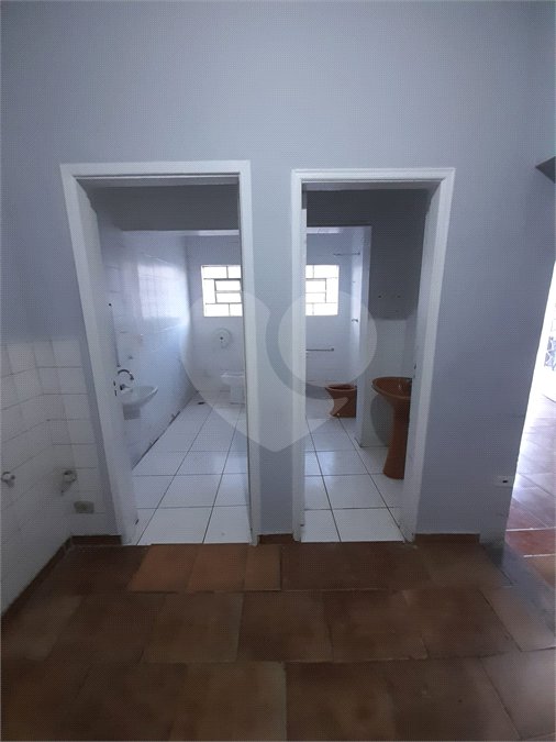 Casa Térrea para alugar com 5 quartos em Campo Limpo, São Paulo, SP