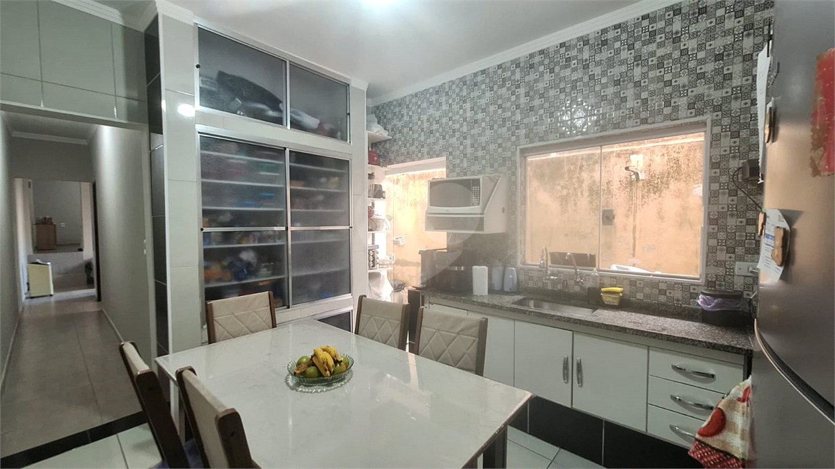 Casa à venda com 3 quartos, sendo 1 suíte,  em Jardim São Conrado, Sorocaba, SP