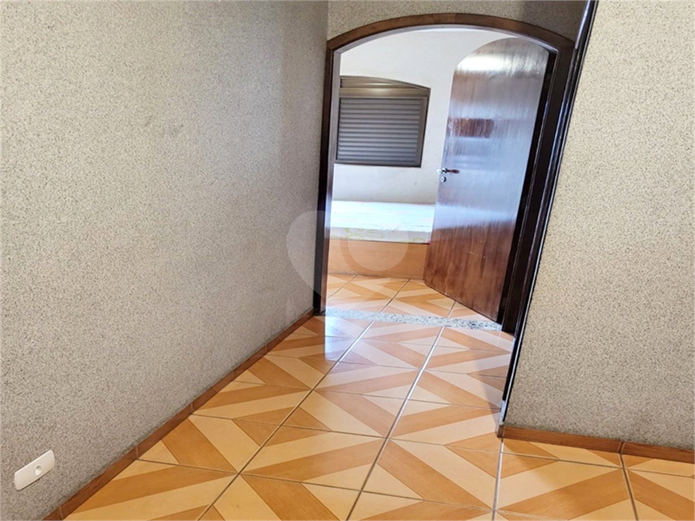 Casa à venda com 4 quartos, sendo 2 suítes, em Vila Maria Alta, São Paulo, SP