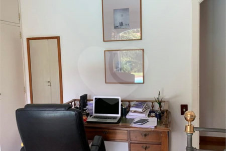 Sobrado à venda com 4 suítes em Fazenda Morumbi, São Paulo, SP