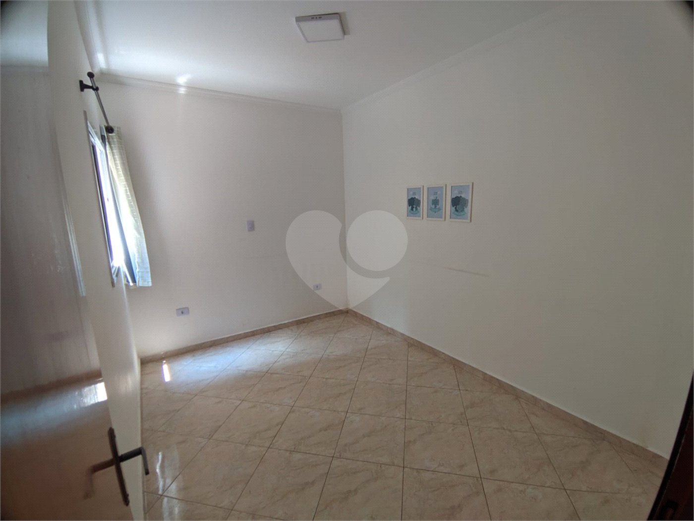 Cobertura à venda com 2 quartos, sendo 1 suíte,  em Vila Scarpelli, Santo André, SP