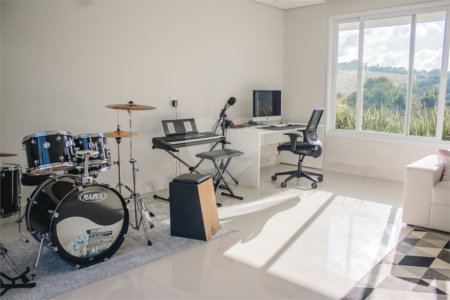 Casa à venda com 4 suítes no condomínio Residencial Saint Charbel, Araçoiaba da Serra - SP