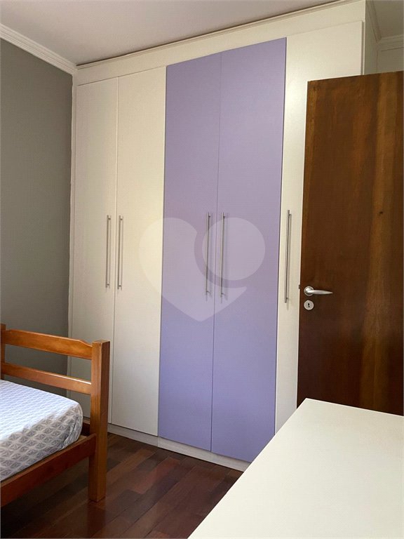 Casa à venda com 3 quartos, sendo 1 suíte, no condomínio Residencial Via Veneto, São Paulo - SP