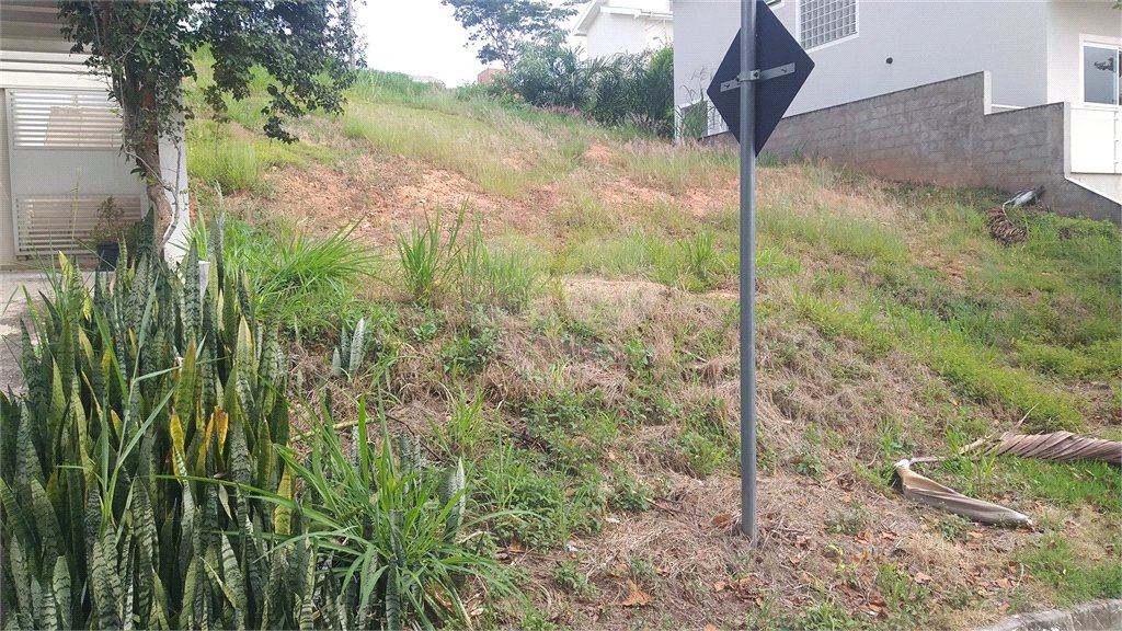 Terreno à venda com 1 suíte no condomínio Terras de São Francisco, Vinhedo - SP
