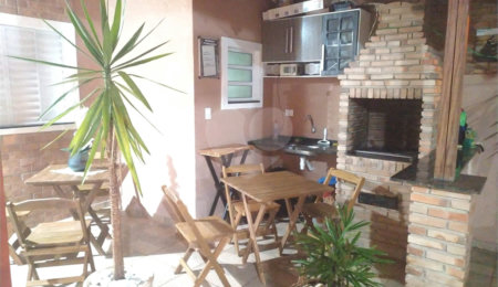 Casa à venda com 2 quartos em Nova Cerejeira, Atibaia, SP
