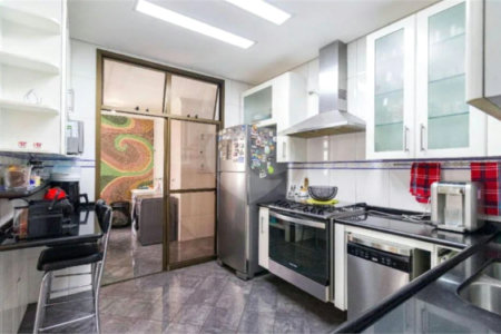 Apartamento à venda com 4 quartos, sendo 3 suítes,  em Vila Suzana, São Paulo, SP