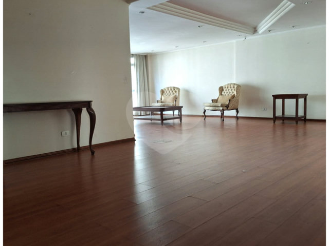 Apartamento para alugar com 4 quartos, sendo 1 suíte,  em Bela Vista, São Paulo, SP