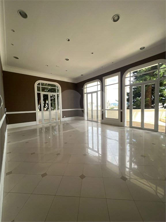 Apartamento à venda com 4 quartos, sendo 2 suítes,  em Vila Oliveira, Mogi das Cruzes, SP