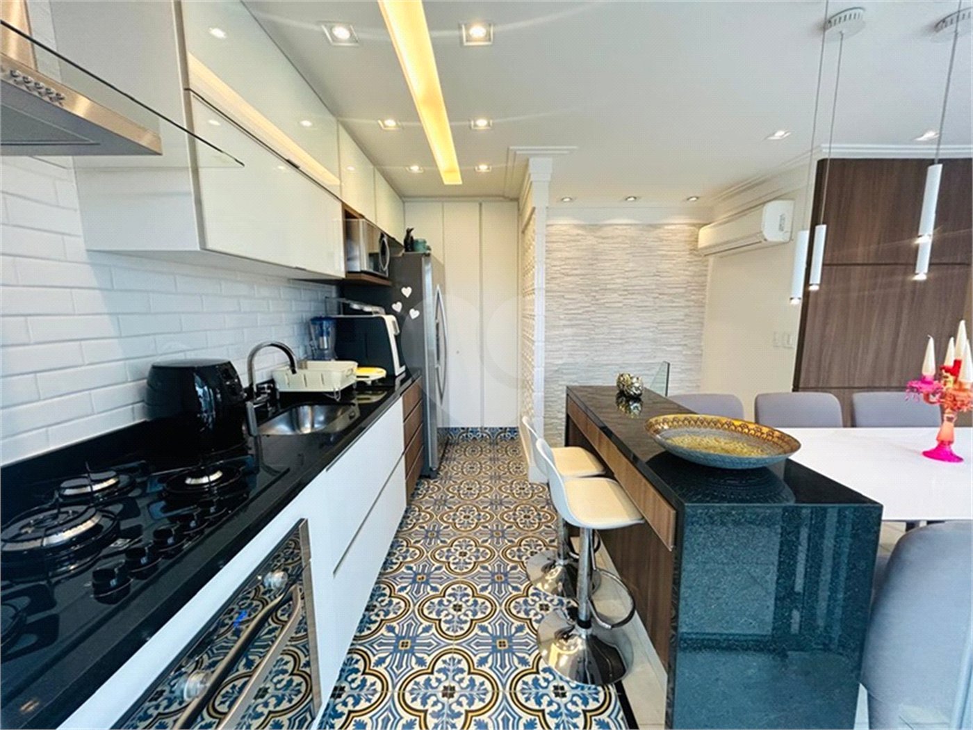 Apartamento à venda com 2 quartos, sendo 1 suíte, em Santa Cecília, São Paulo, SP