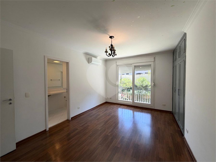 Casa à venda ou para alugar com 4 quartos, sendo 3 suítes, em Alto da Boa Vista, São Paulo, SP