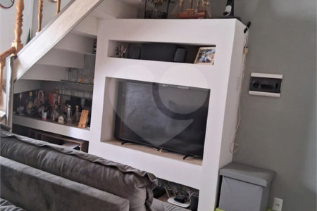 Casa à venda com 2 quartos no condomínio Viva Caucaia Iv, Cotia - SP