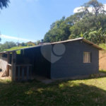 Sítio à venda com 5 quartos, sendo 1 suíte,  em Área Rural de Tapiraí, Tapiraí, SP