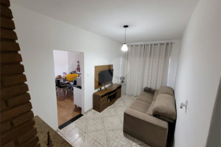 Chácara à venda com 3 quartos, sendo 1 suíte,  em Jardim Imperial, Atibaia, SP