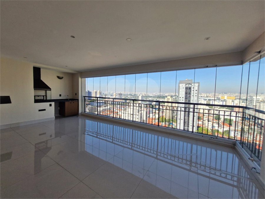 Apartamento para alugar com 3 suítes em Santana, São Paulo, SP