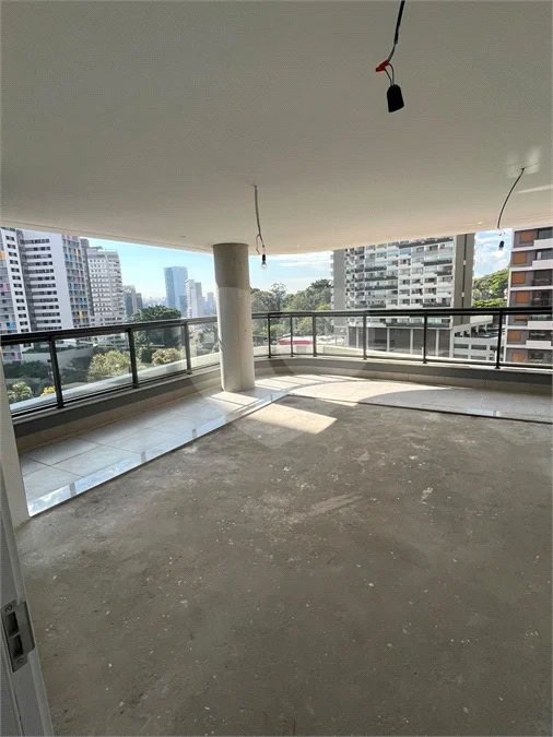 Apartamento à venda com 3 suítes em Butantã, São Paulo, SP