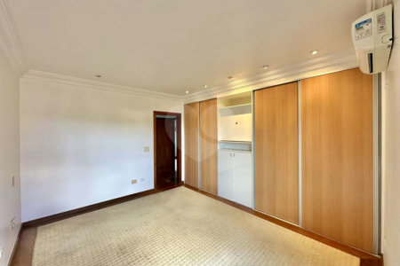 Casa à venda com 4 quartos, sendo 2 suítes,  no condomínio São Paulo Ii, Cotia - SP