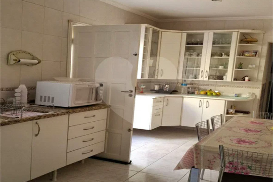 Casa à venda com 3 quartos, sendo 1 suíte, em Vila Mazzei, São Paulo, SP