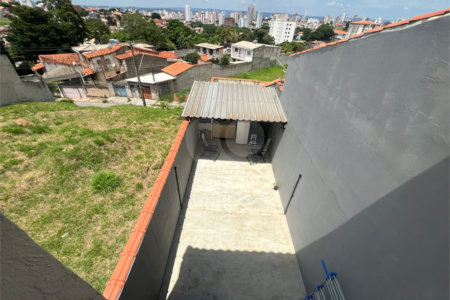 Casa à venda com 2 quartos, sendo 1 suíte, em Vila Barão, Sorocaba, SP