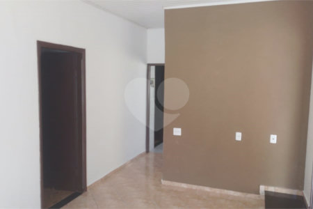 Casa à venda com 2 quartos, sendo 1 suíte,  em Vila Judite, Itapetininga, SP